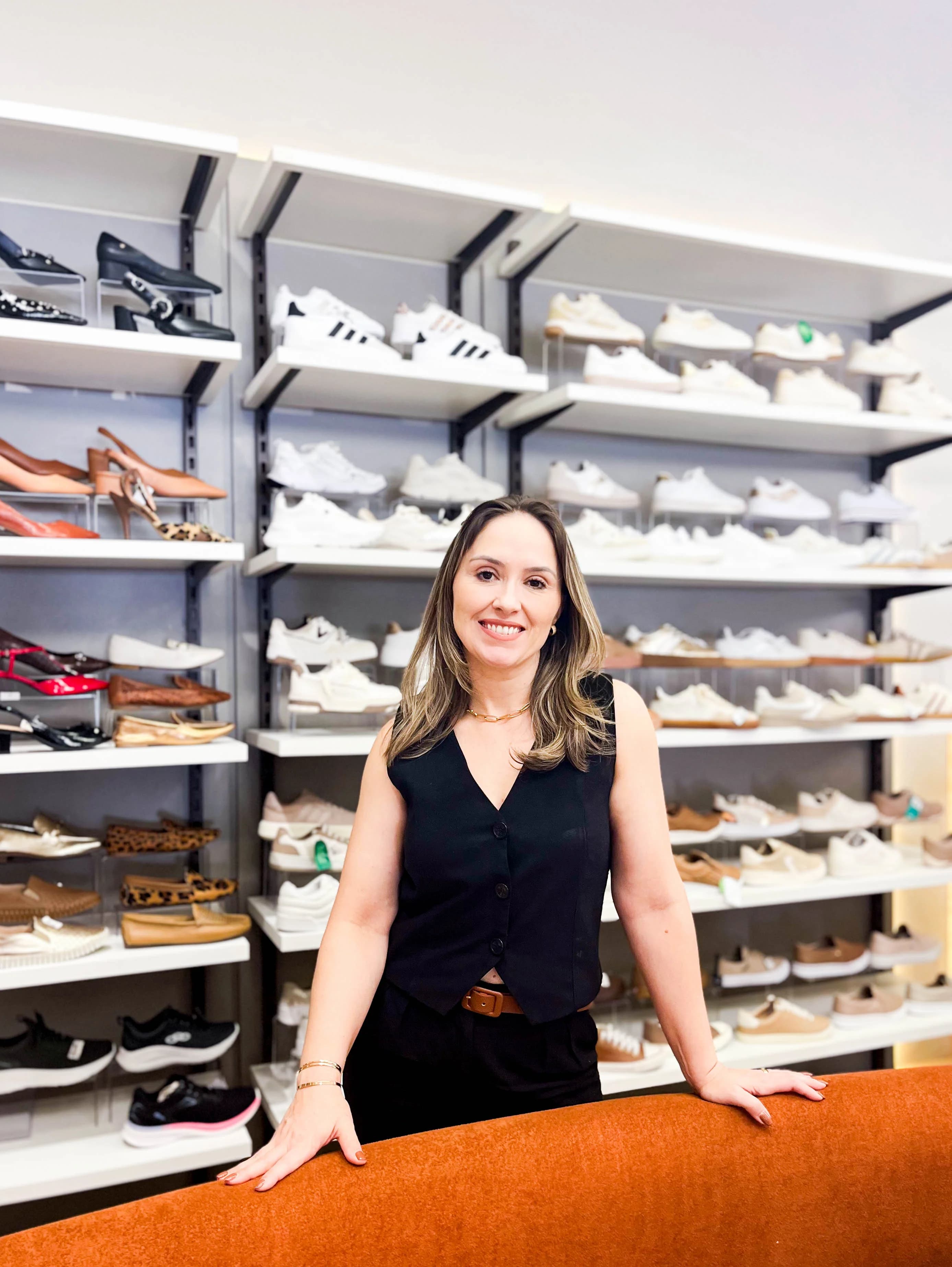 Gi Calçados e Moda - Não é sobre TER, é sobre SER